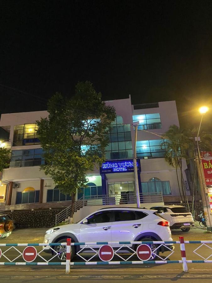 Hung Vuong Hotel Pleiku Exterior photo